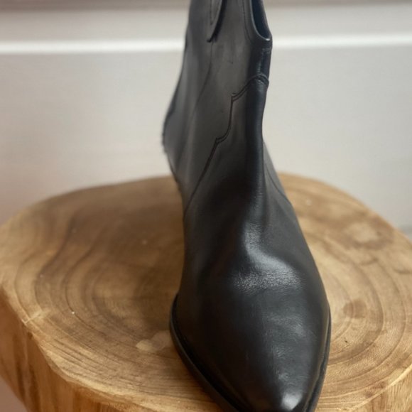 Isabel Marant Dawyn Black Point-toe Stud-heel Western Boot - Picture 3 of 4